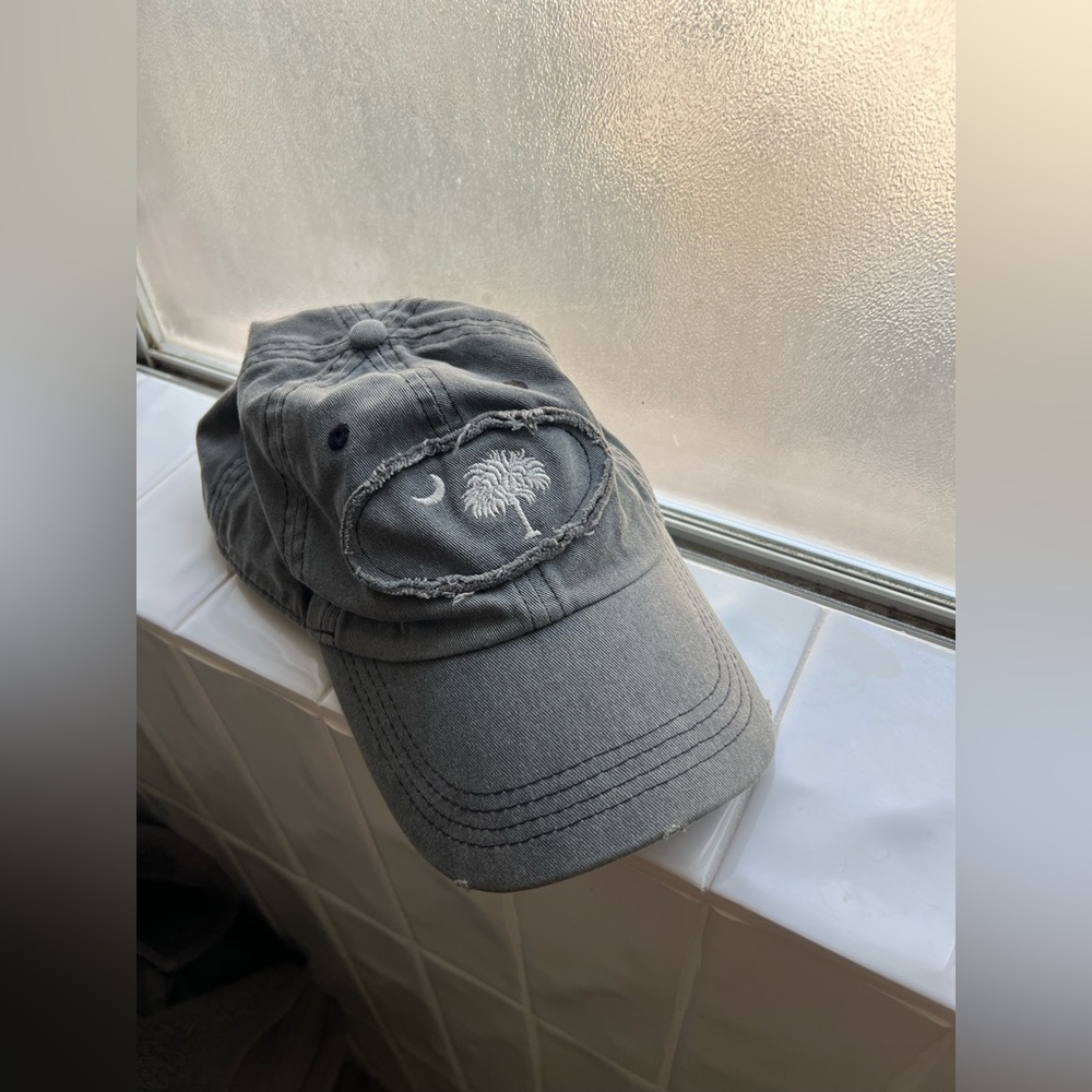 Gray Baseball Cap with South Carolina flag